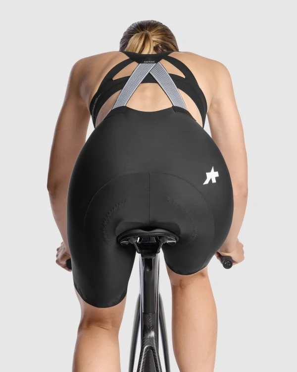 ASSOS DYORA R S11 Women's Bib Shorts Black Series - Image 6