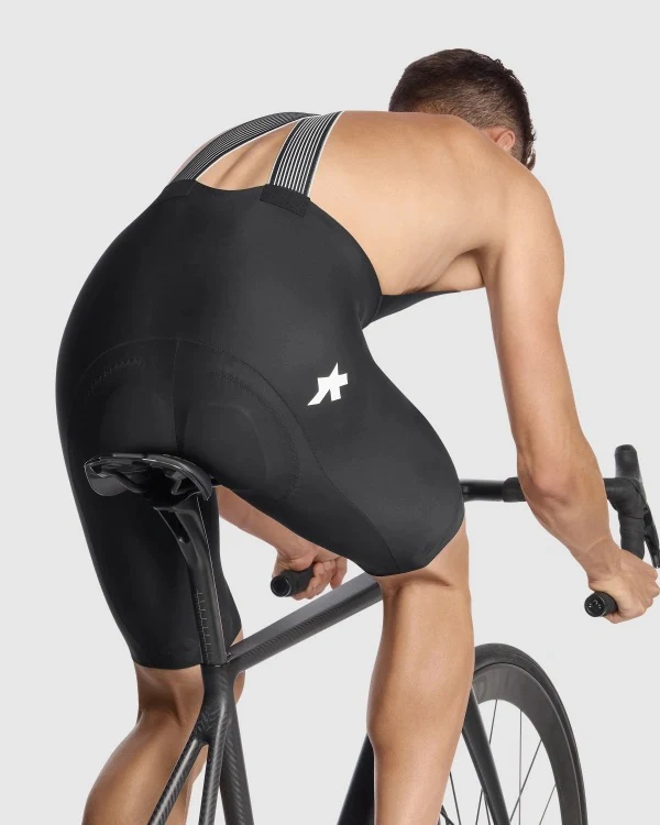 ASSOS EQUIPE R S11 Men's Bib Shorts Black Series - Image 7