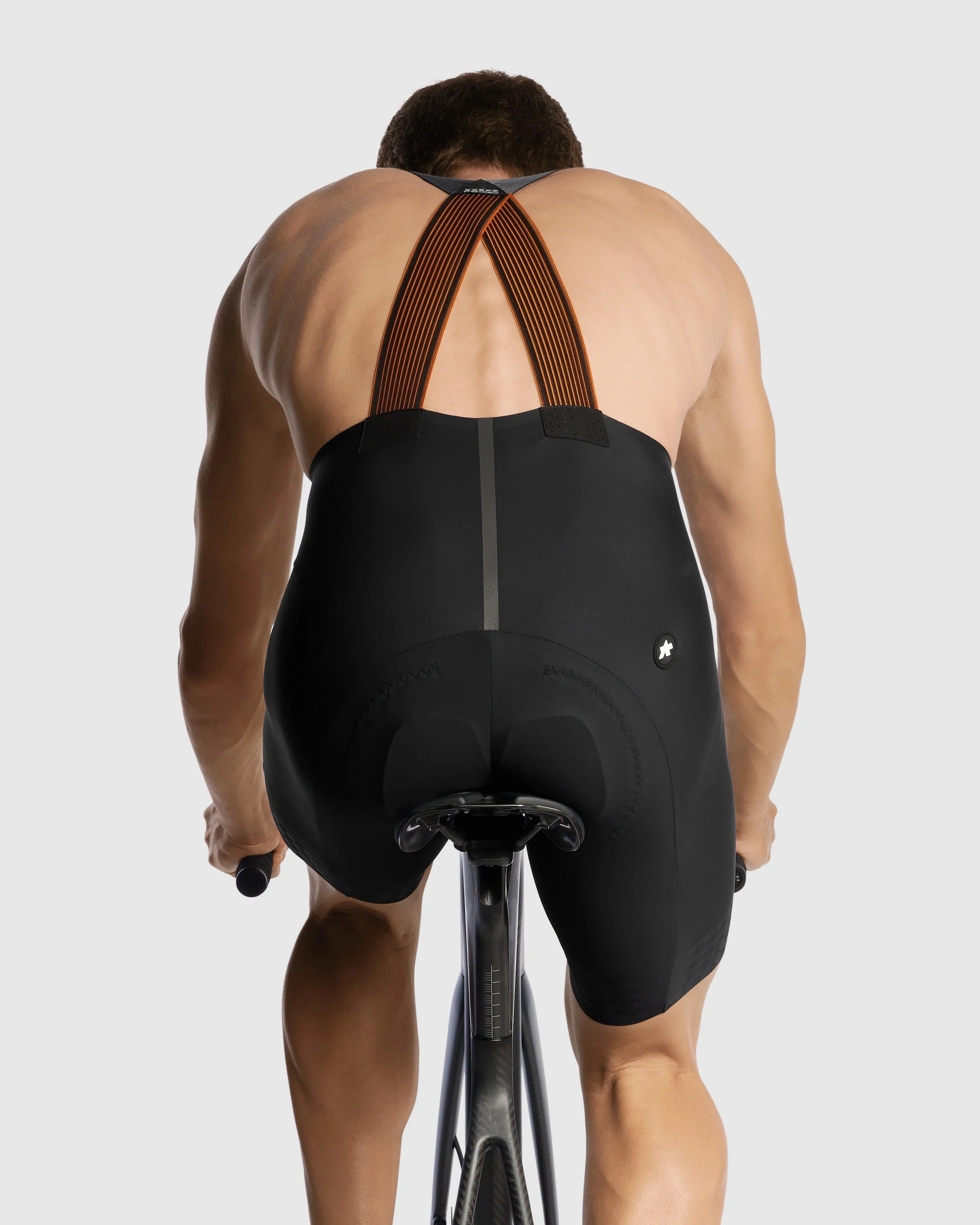 ASSOS EQUIPE RS Schtradivari S11 Men's Bib Shorts Standard Black Series - Image 6