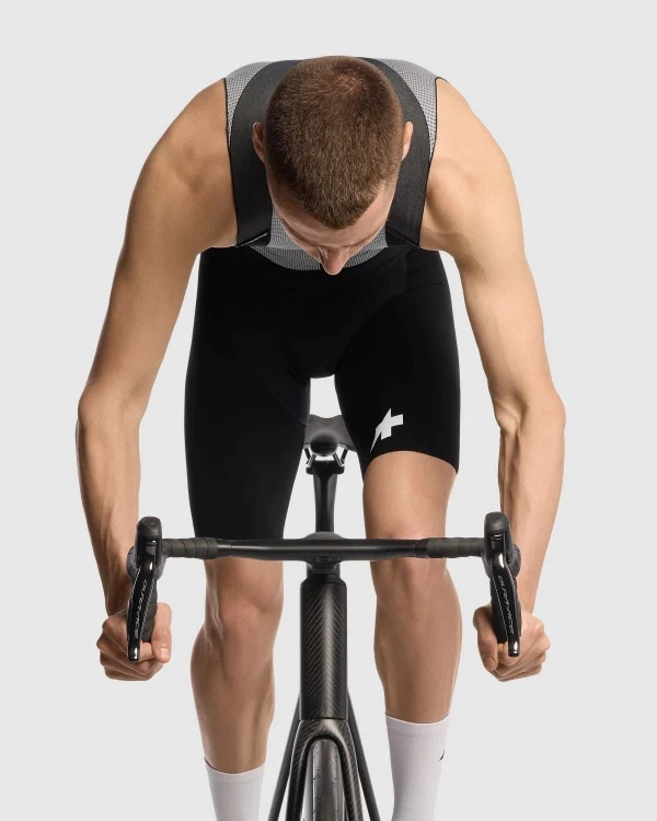 ASSOS EQUIPE RSR Bolide S11 Men's Bib Shorts Black Series - Image 5