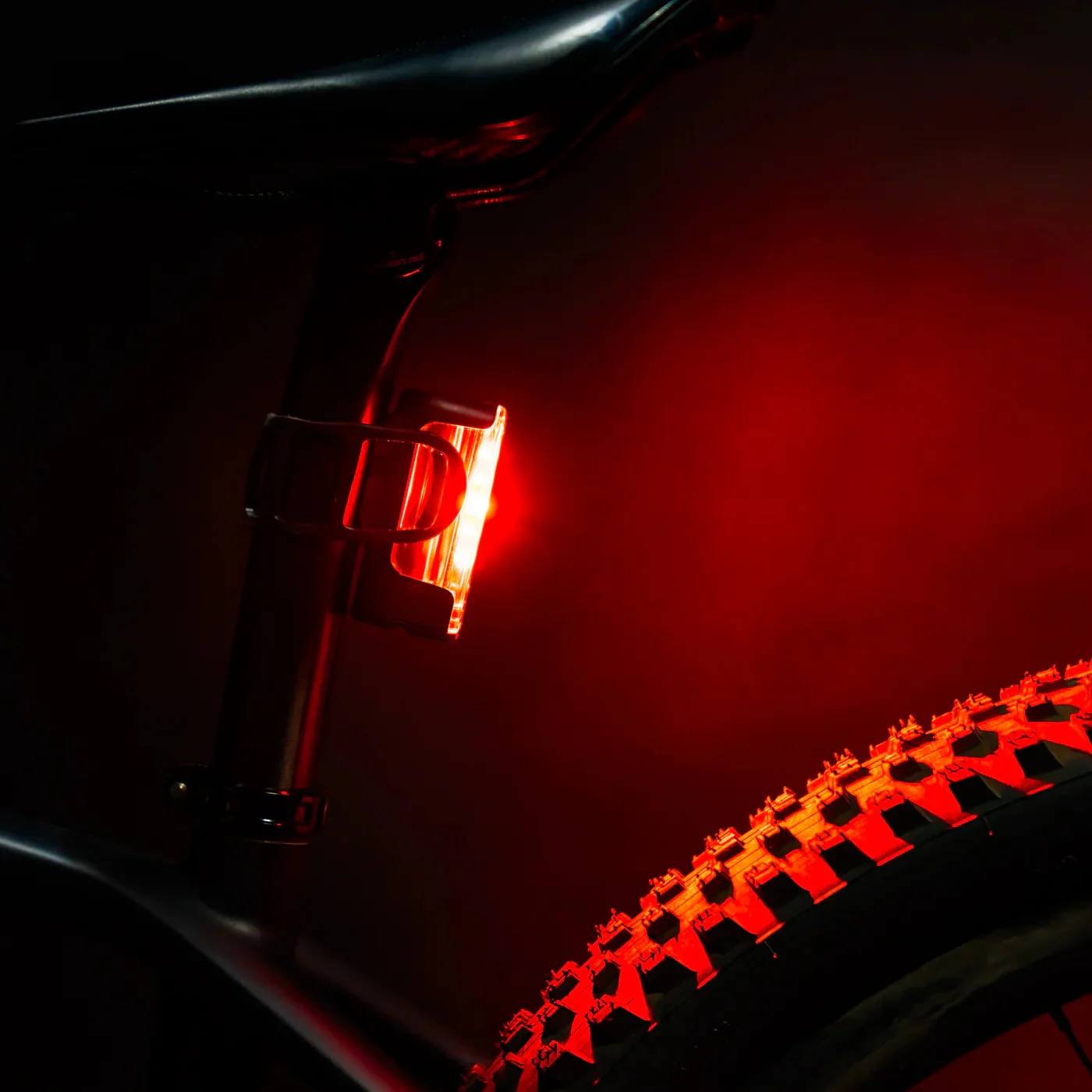 Lezyne Strip Drive 300+ Rear Light - Image 6