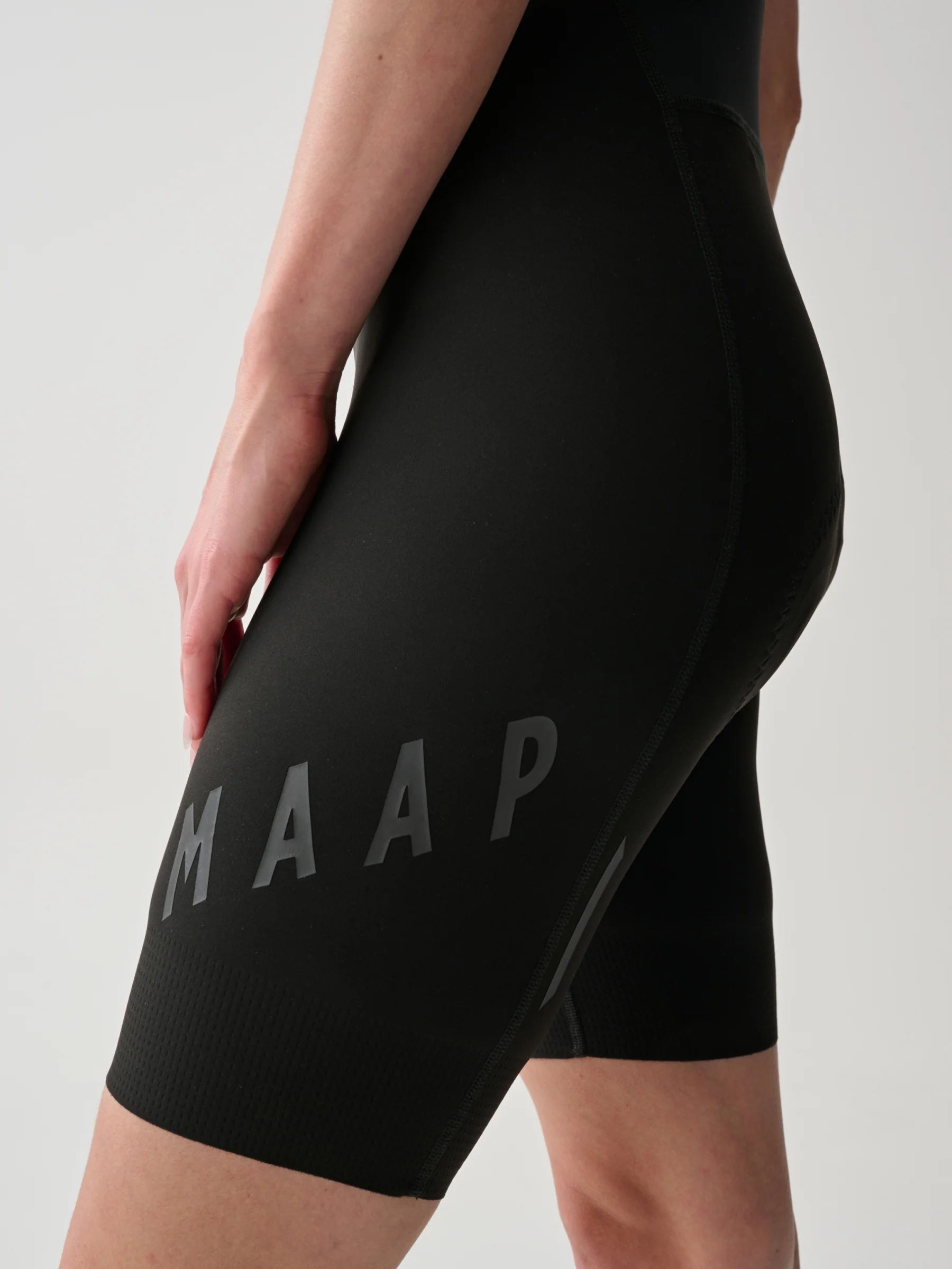 MAAP Aeon Women's Bib Shorts Black/Black - Image 2