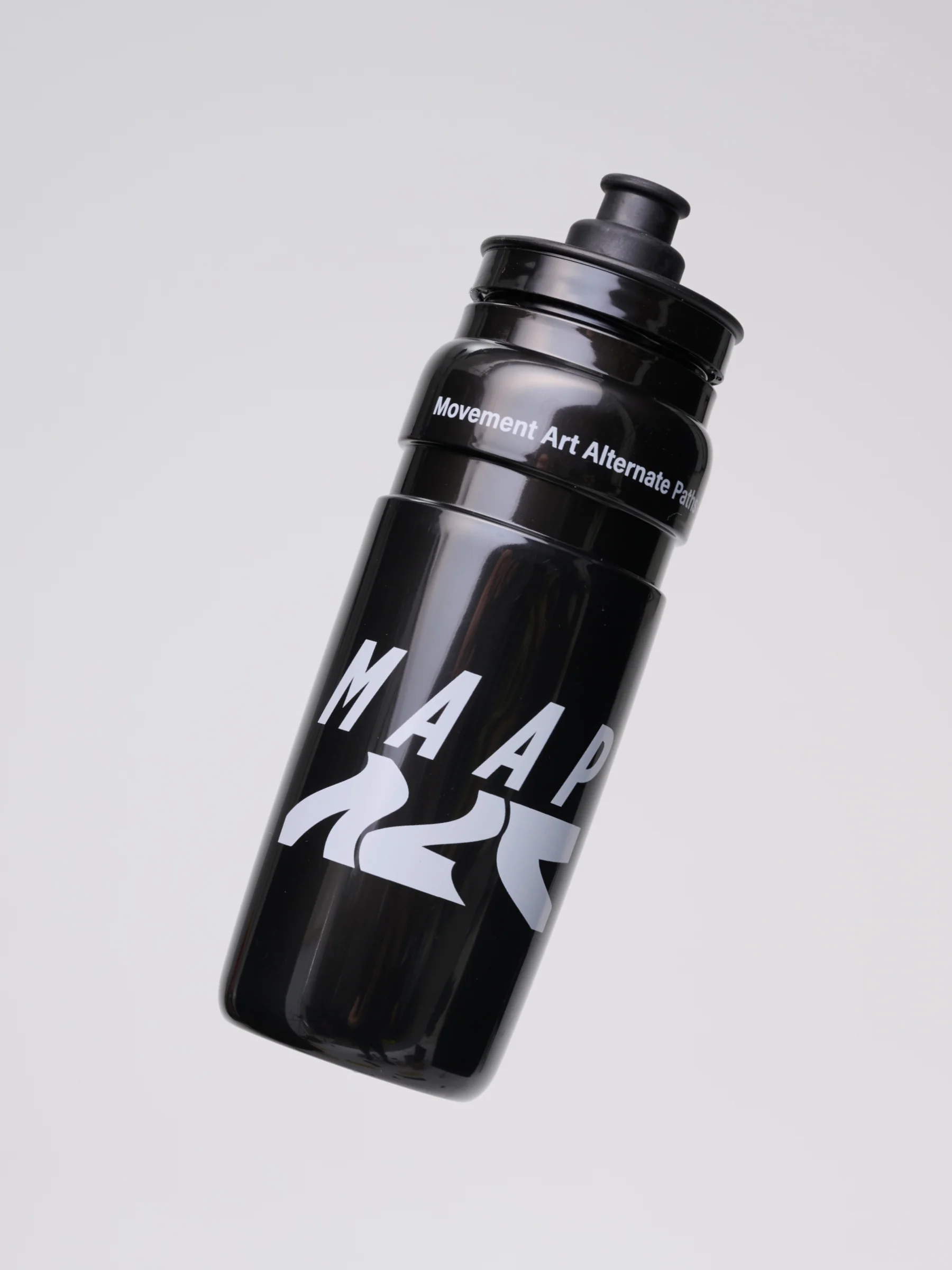MAAP Alt_Road Bottle Large Black/Silver - Image 2