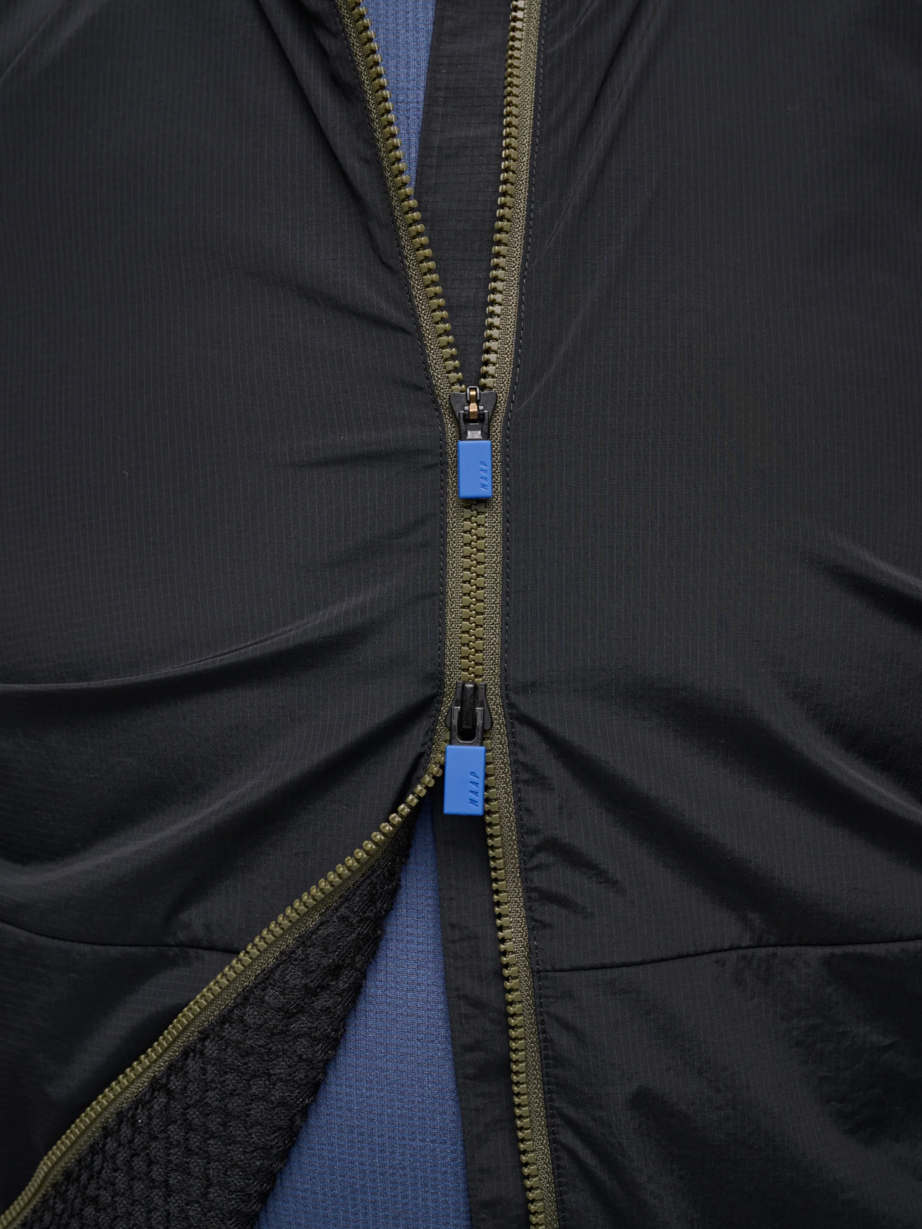 MAAP Alt_Road Men's Insulated Vest Black/Black - Image 6