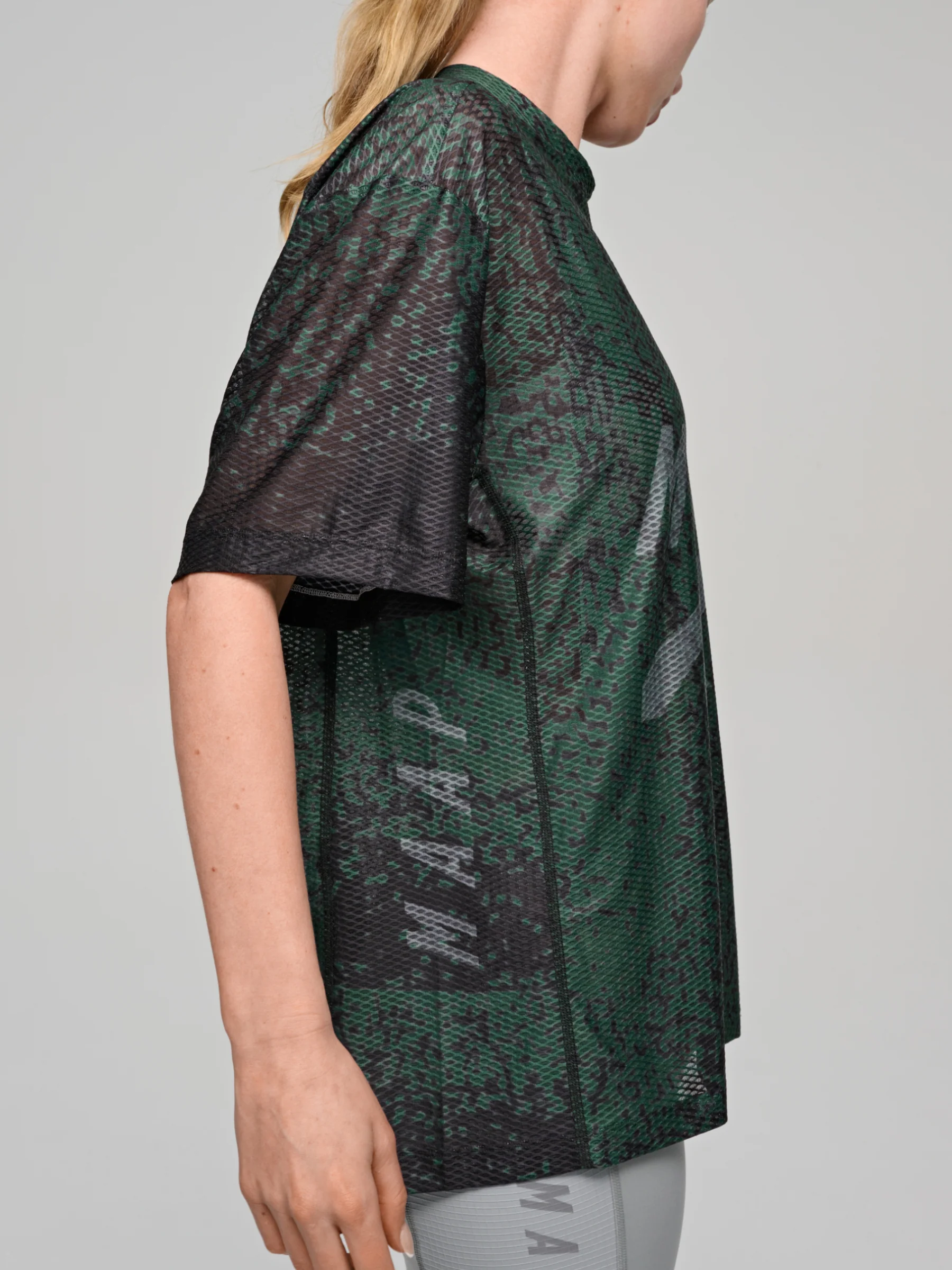 MAAP Alt_Road Men's Mesh Tee Hunter Green - Image 6