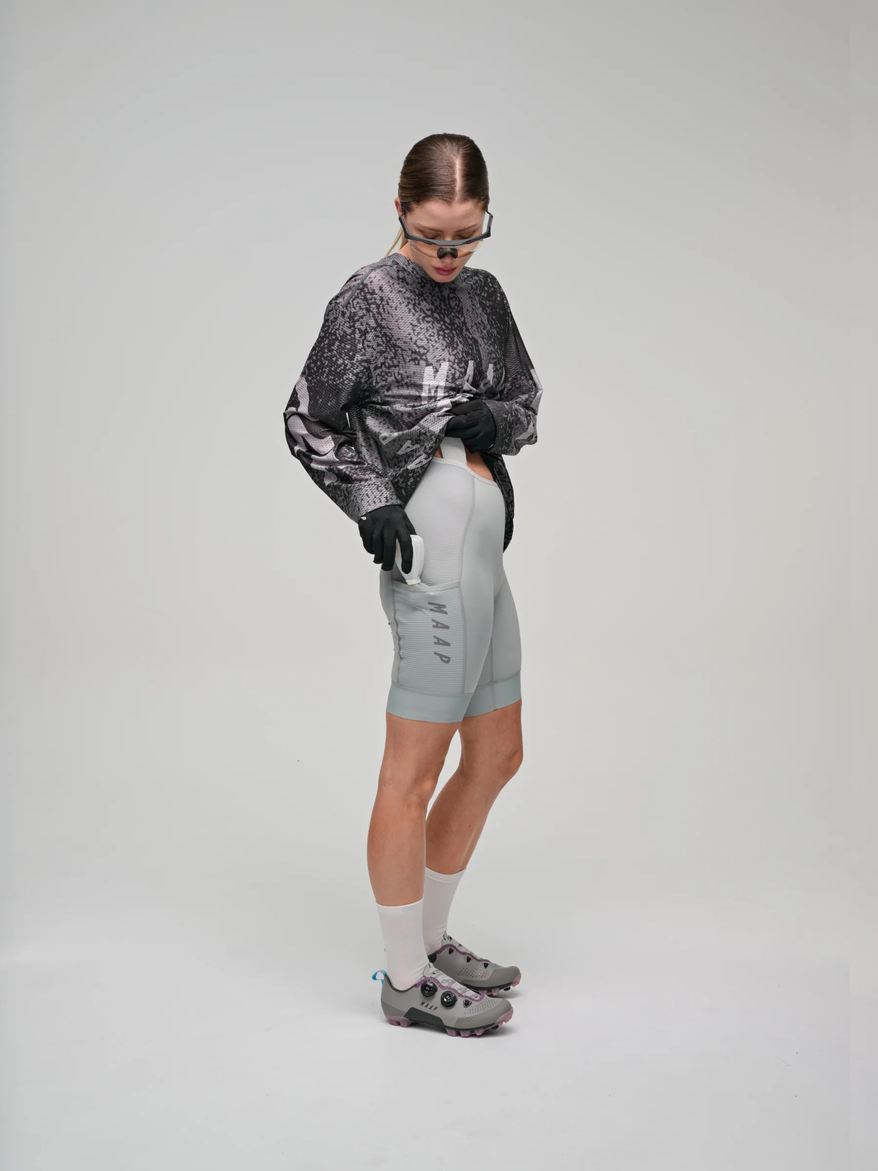 MAAP Alt_Road Women's Cargo Bib 2.0 Graystone - Image 7