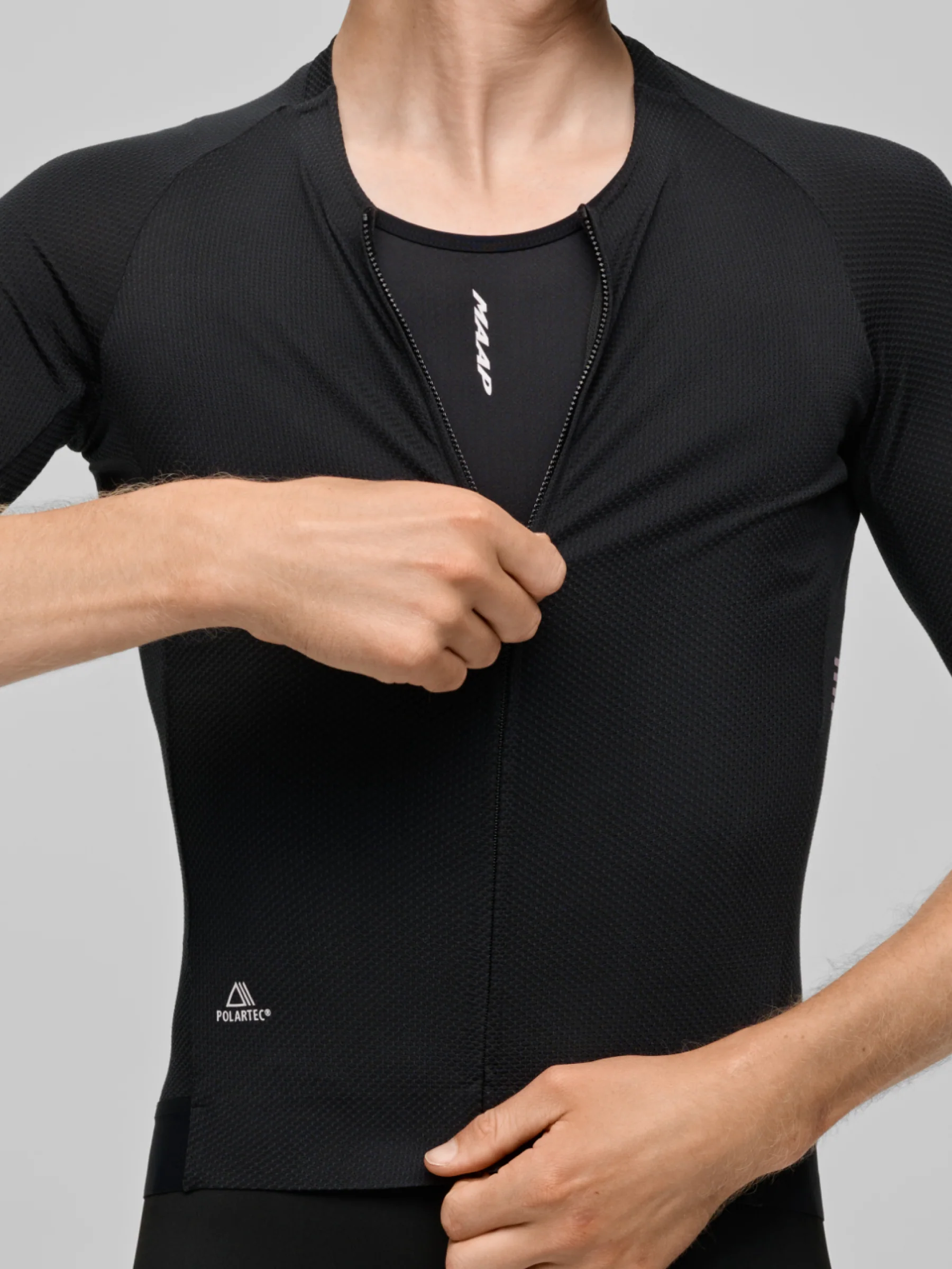 MAAP Apex Aeon Men's Jersey Black - Image 7