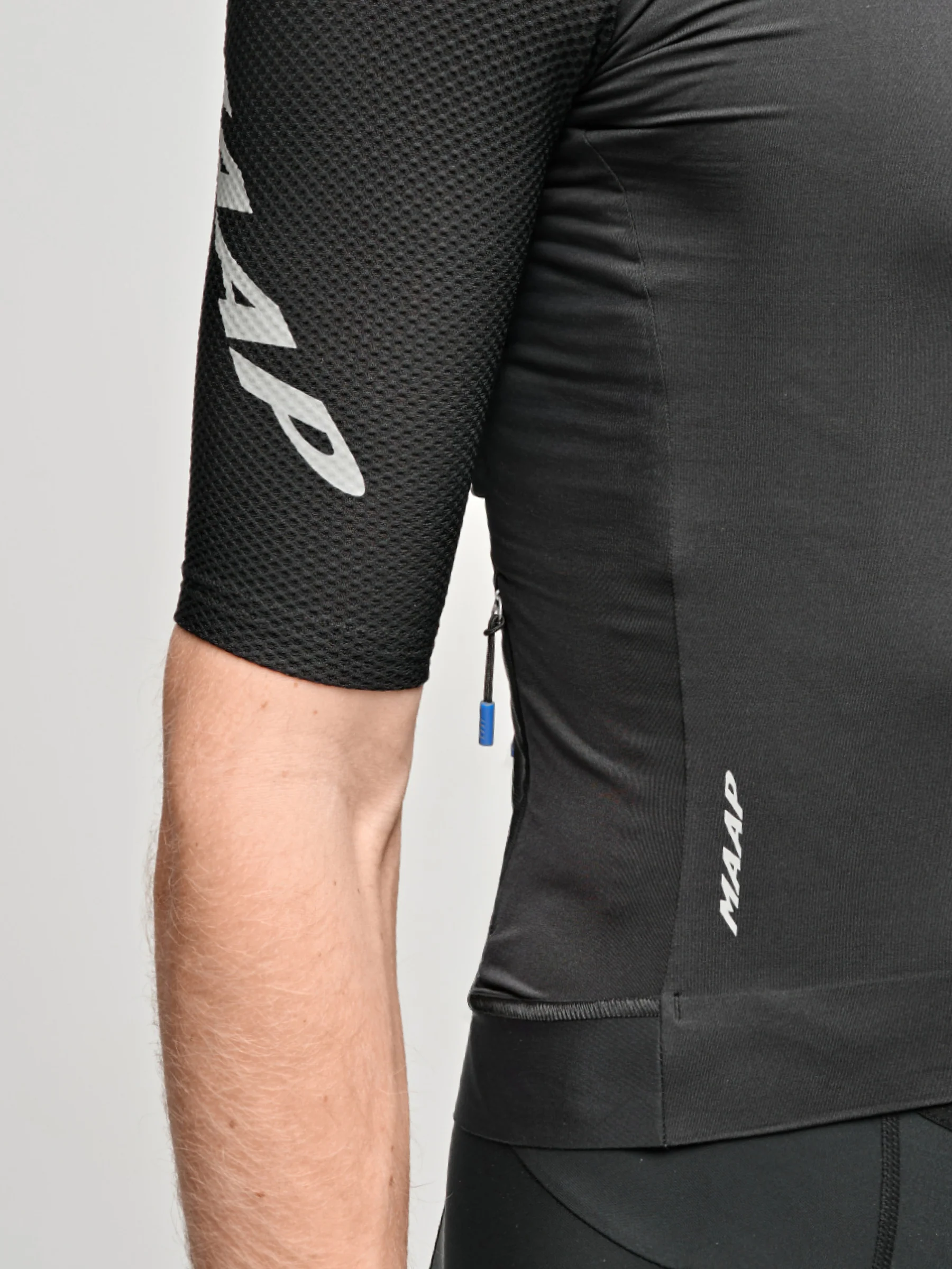 MAAP Emerge Men's Jersey Black - Image 7