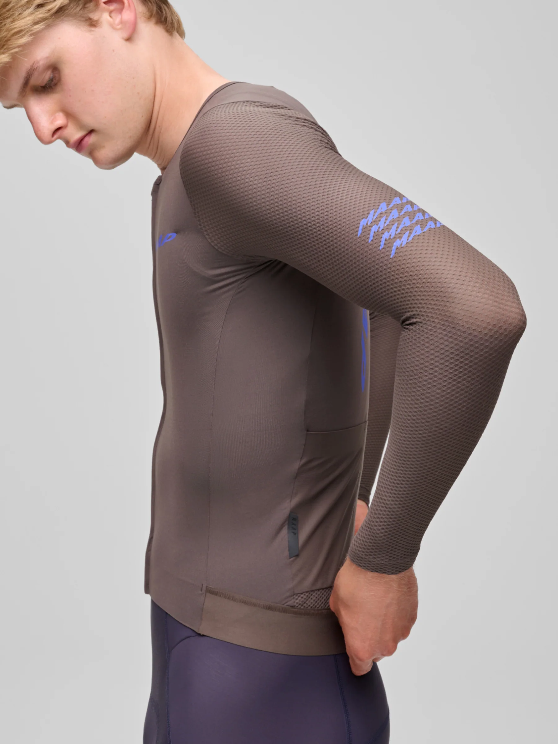 MAAP Emerge Men's Longsleeve Jersey Brown Umber - Image 7