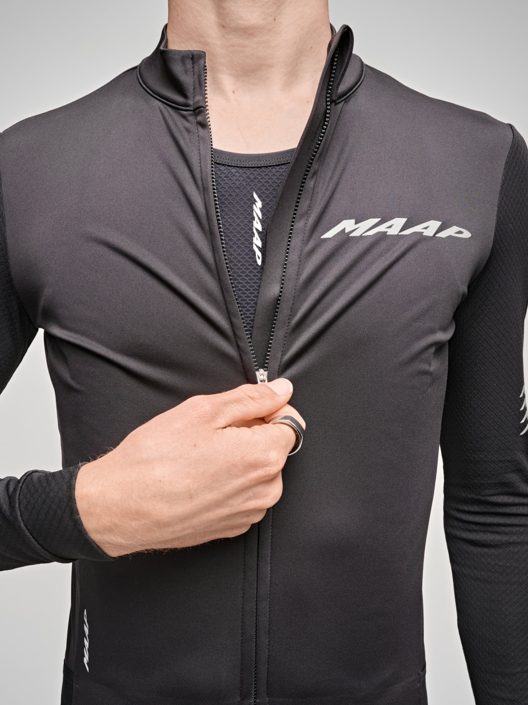MAAP Emerge Men's Thermal Longsleeve Jersey Black - Image 3