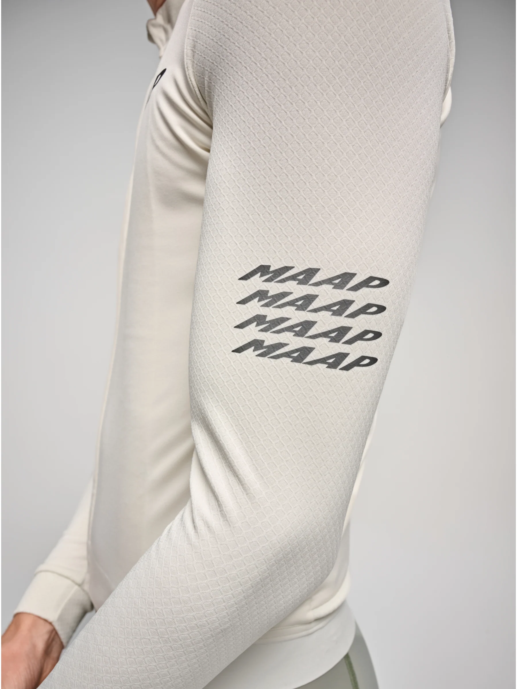 MAAP Emerge Men's Thermal Longsleeve Jersey Vapour - Image 5