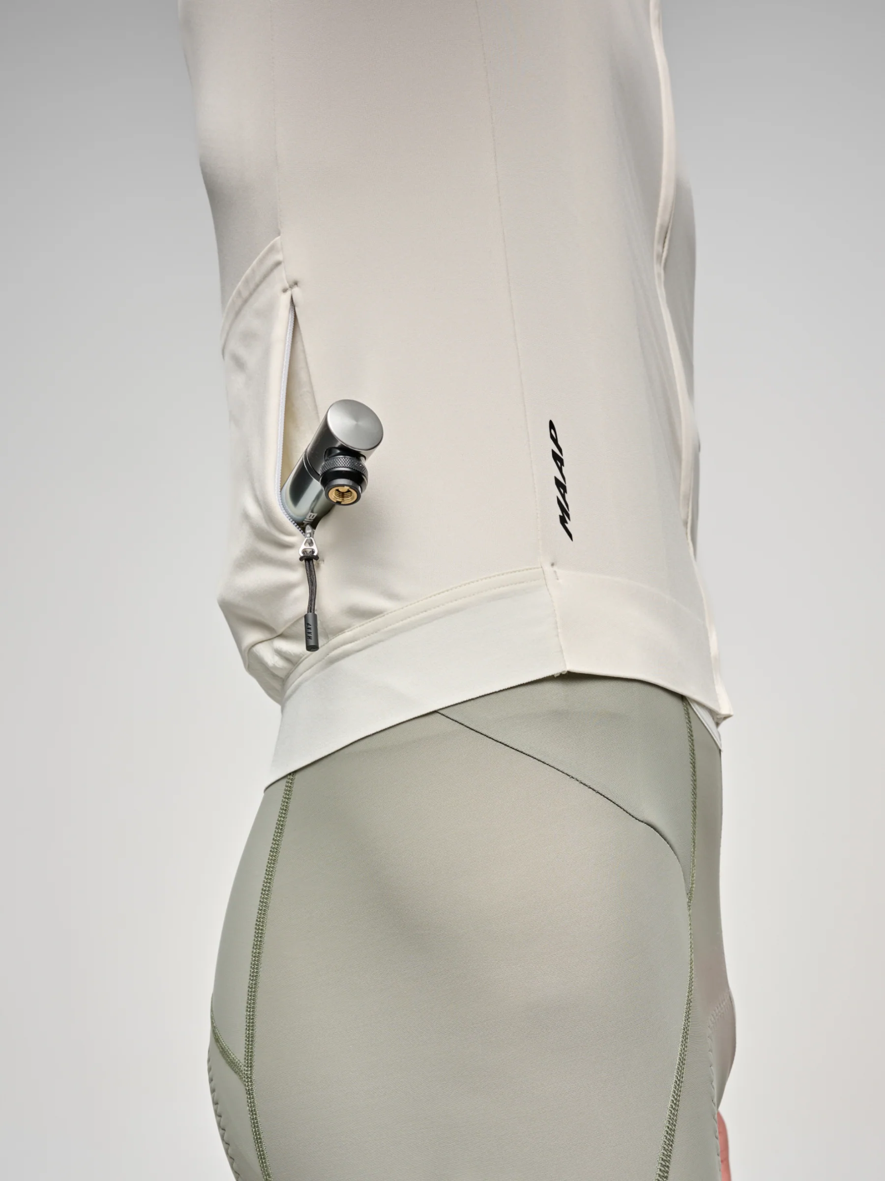 MAAP Emerge Men's Thermal Longsleeve Jersey Vapour - Image 7