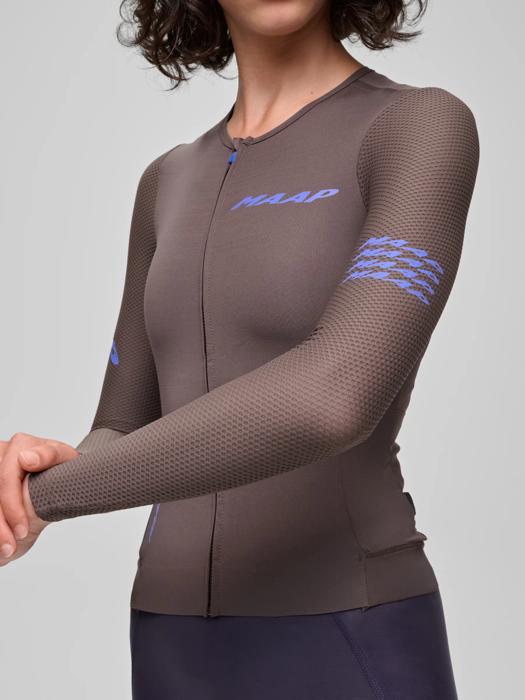 MAAP Emerge Women's Longsleeve Jersey Brown Umber - Image 4
