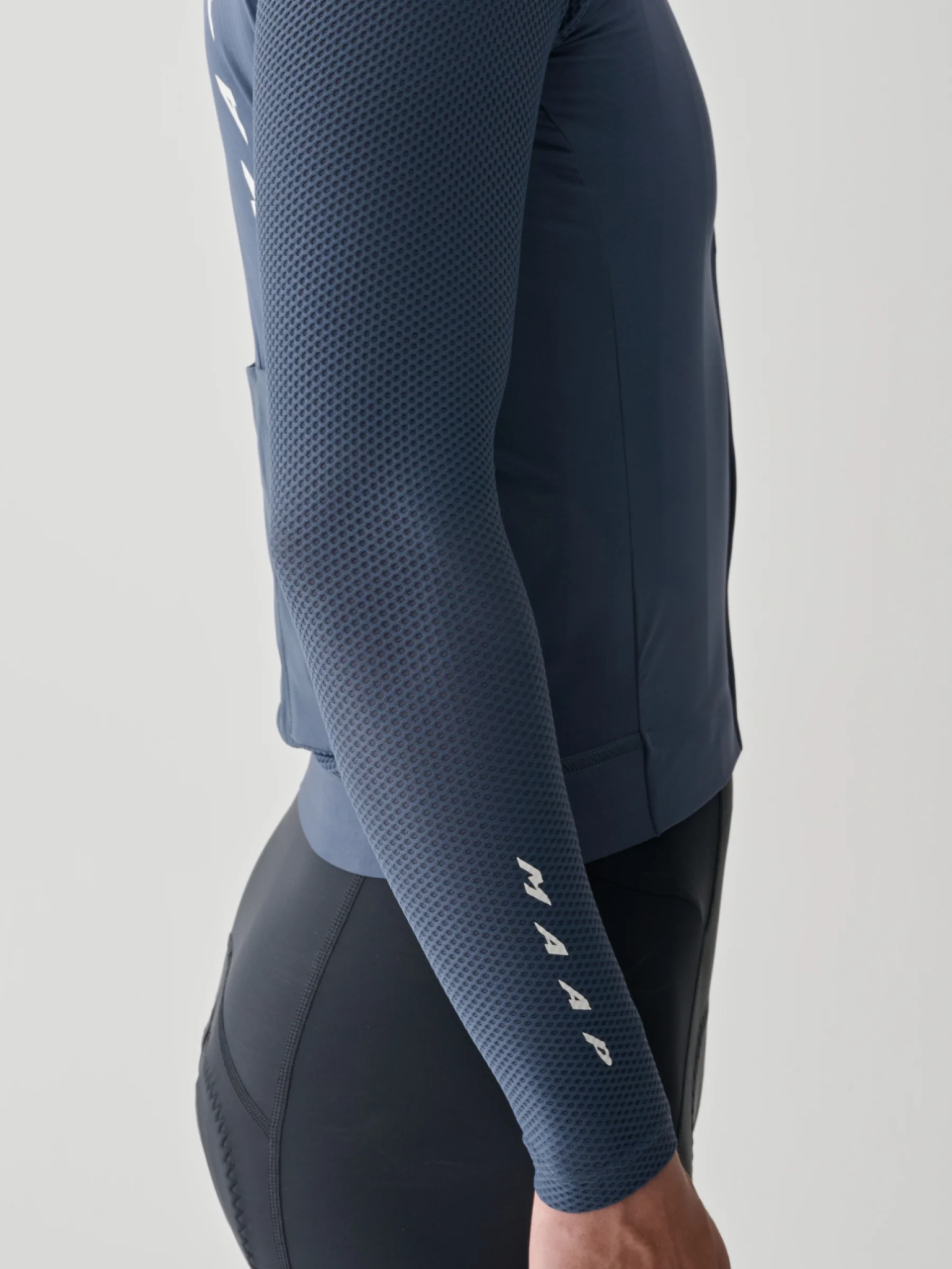 MAAP Evade Pro Base Men's Longsleeve Jersey 2.0 Midnight - Image 5
