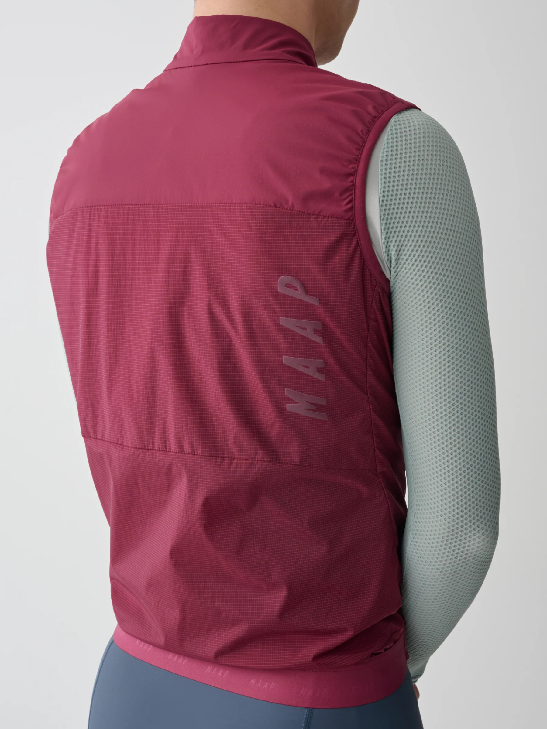 MAAP Flow Men's Insulated Vest Dark Plum - Image 6