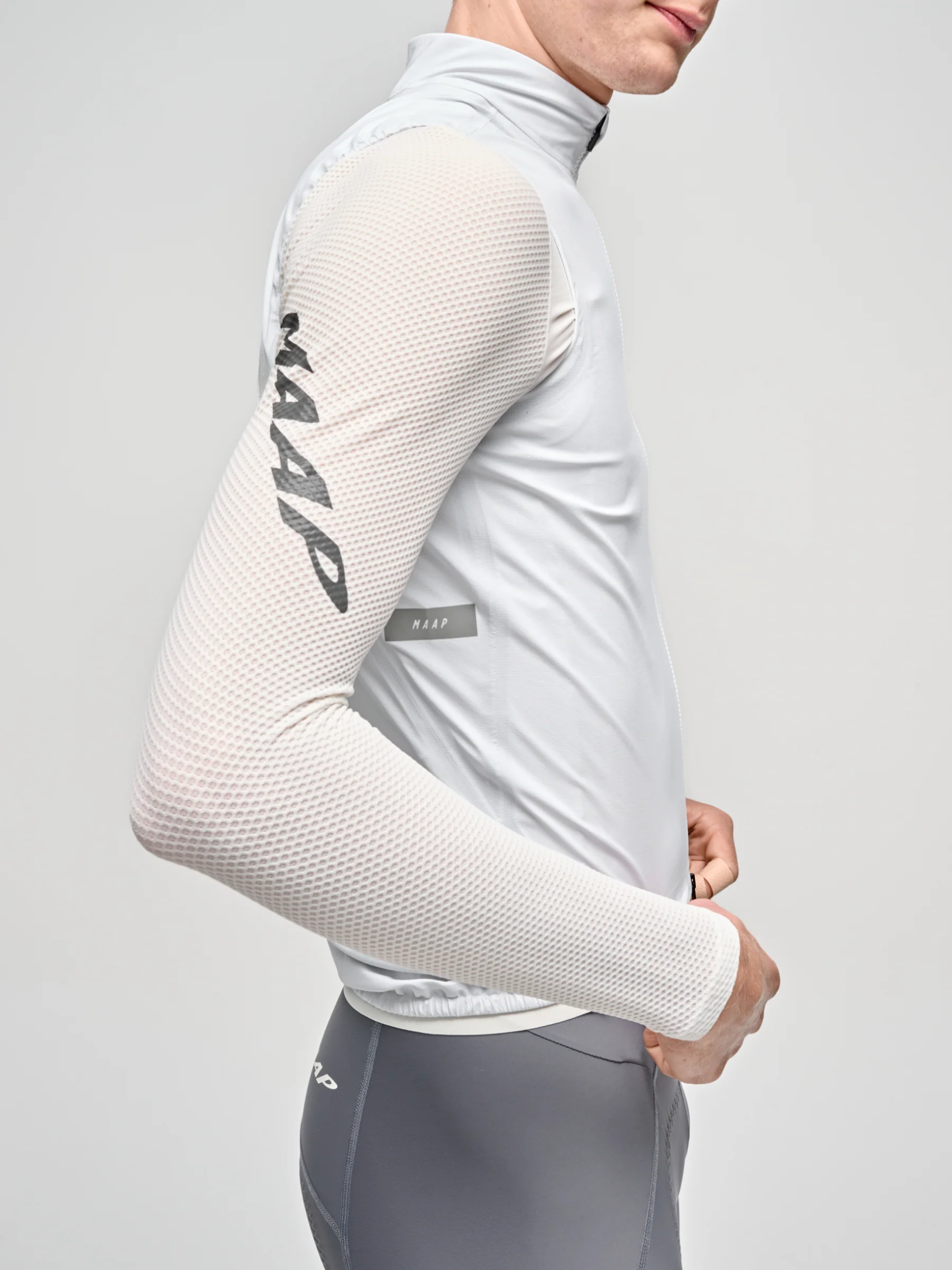 MAAP Men's Atmos Vest White - Image 5