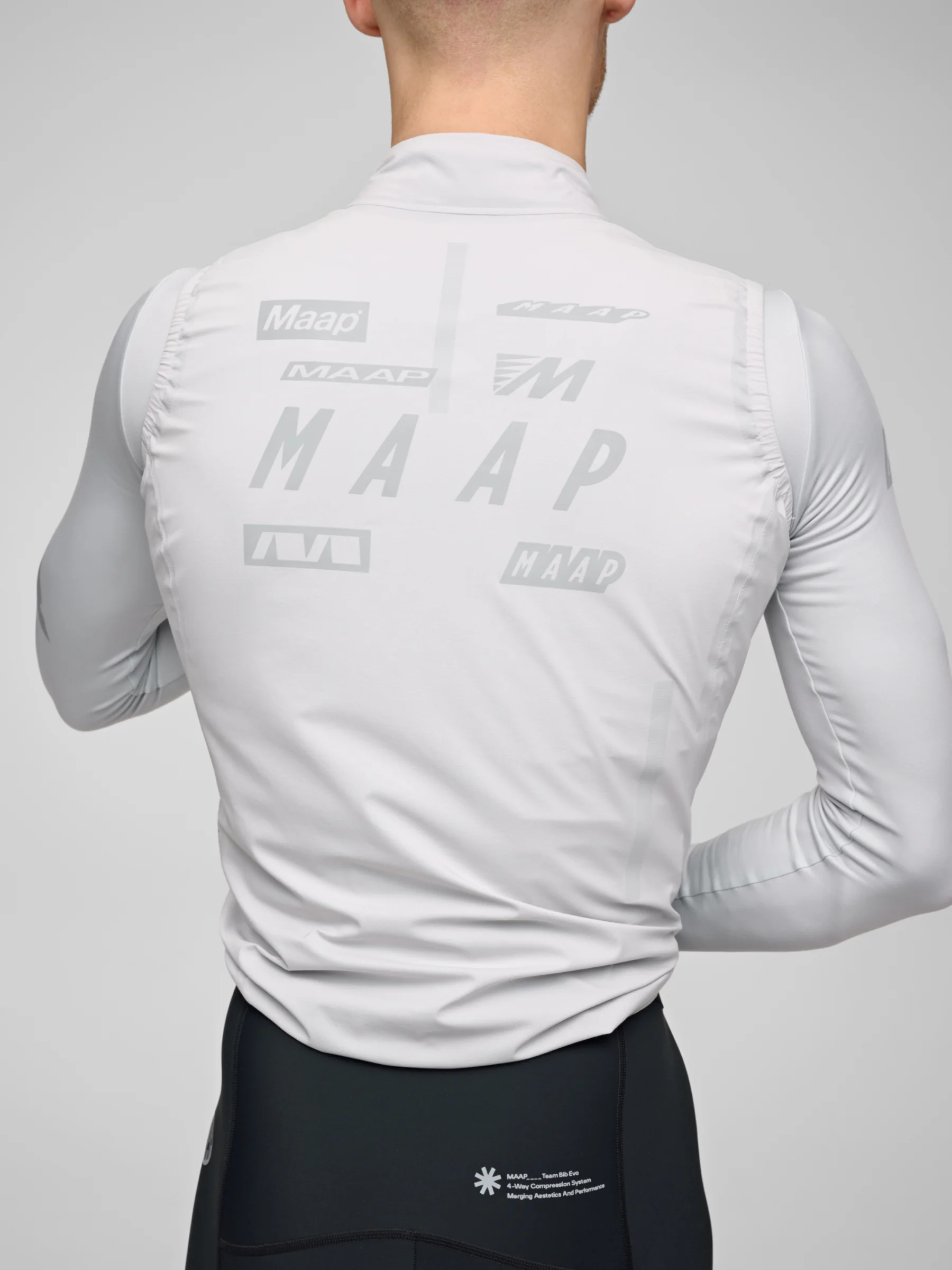 MAAP Drome Men's Atmos Vest Ice Gray - Image 4