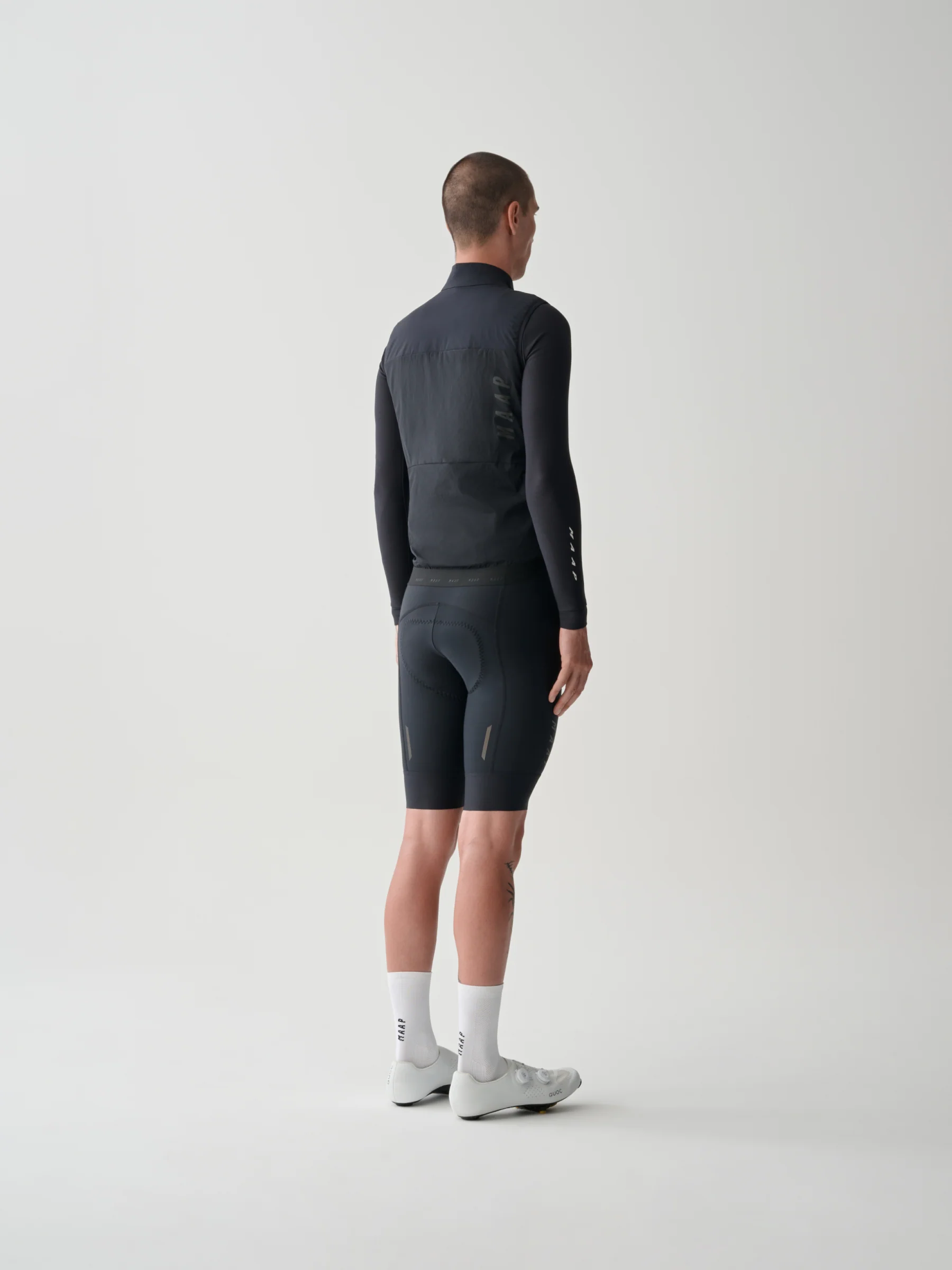 MAAP Men's Flow Insulated Vest Jet Black - Image 4