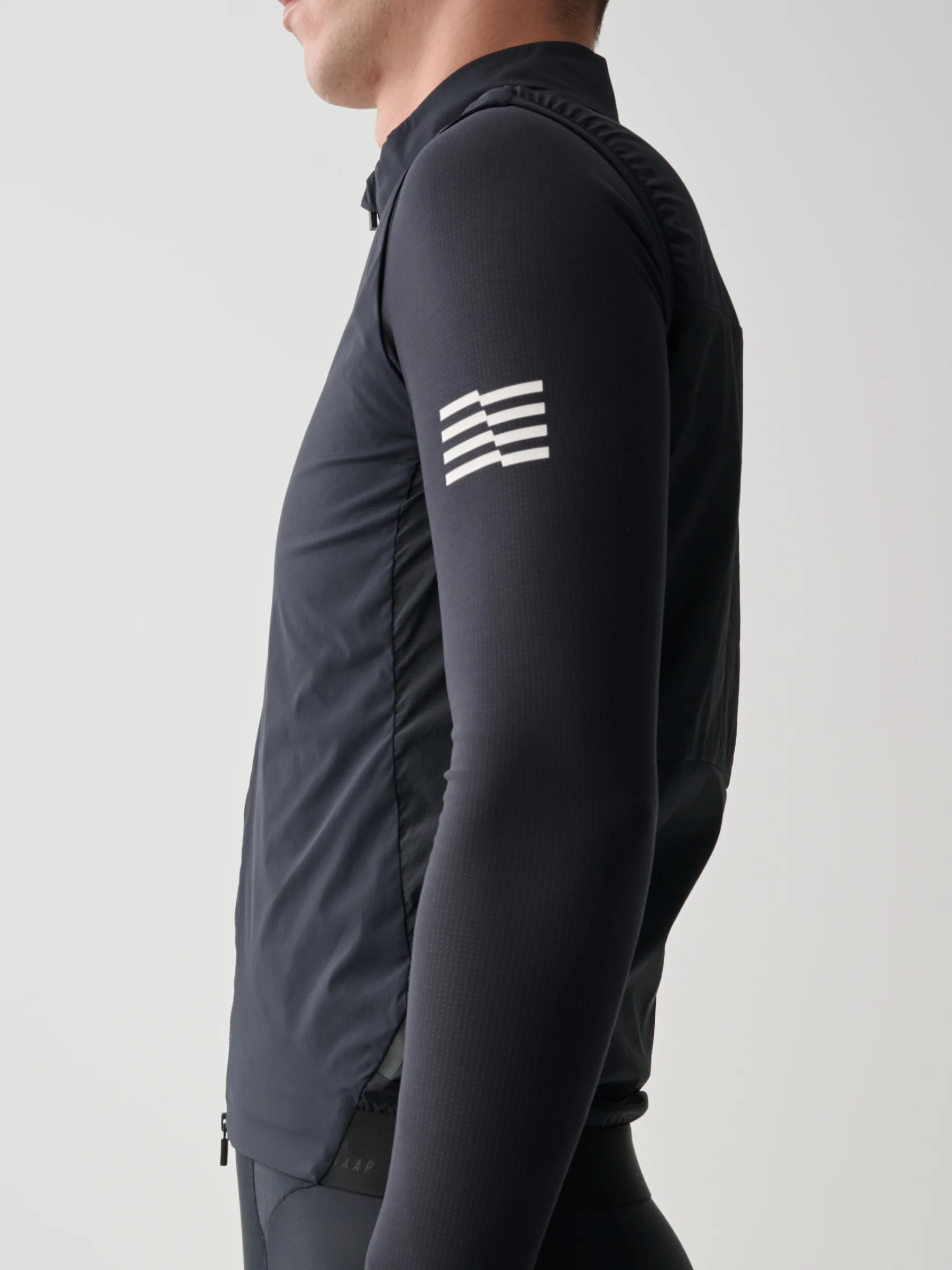 MAAP Men's Flow Insulated Vest Jet Black - Image 5