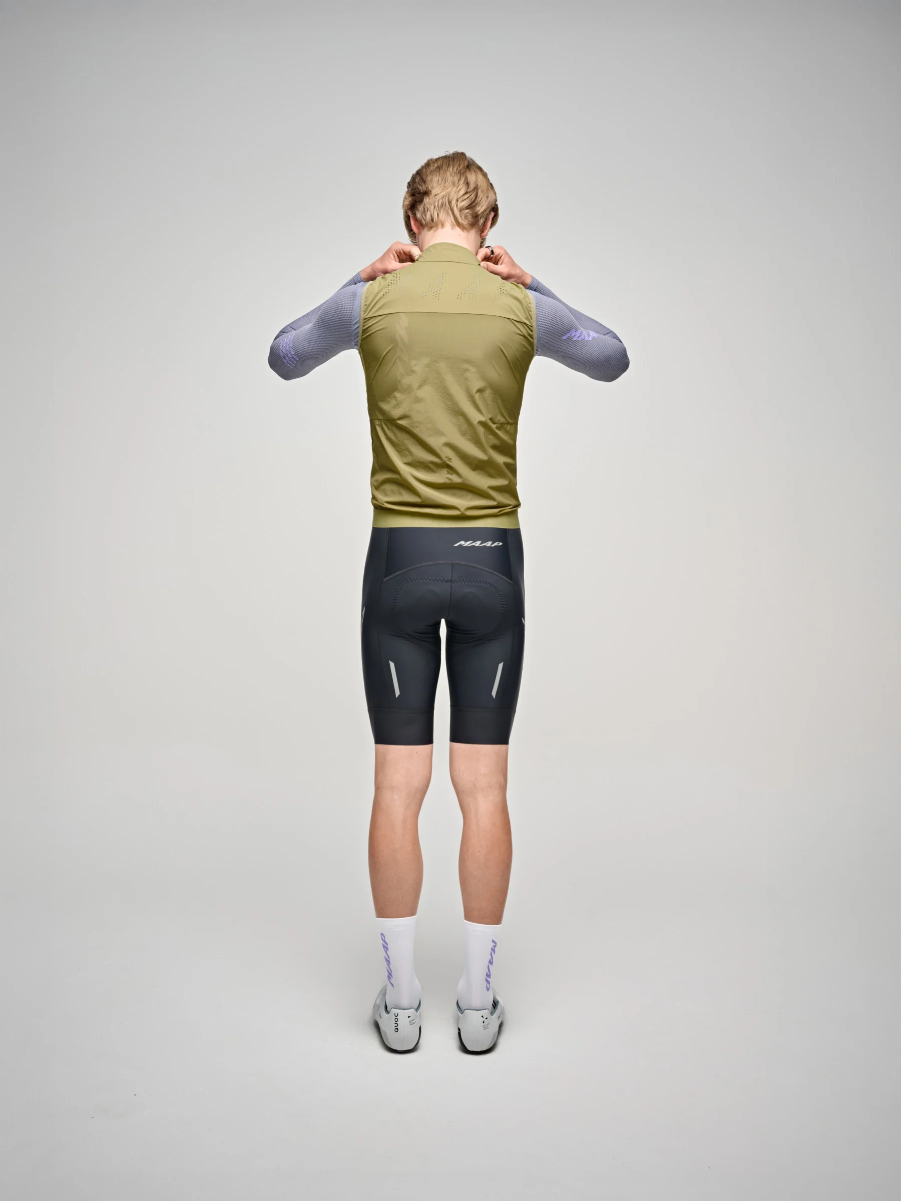 MAAP Men's Flow Vest Dark Ore - Image 5