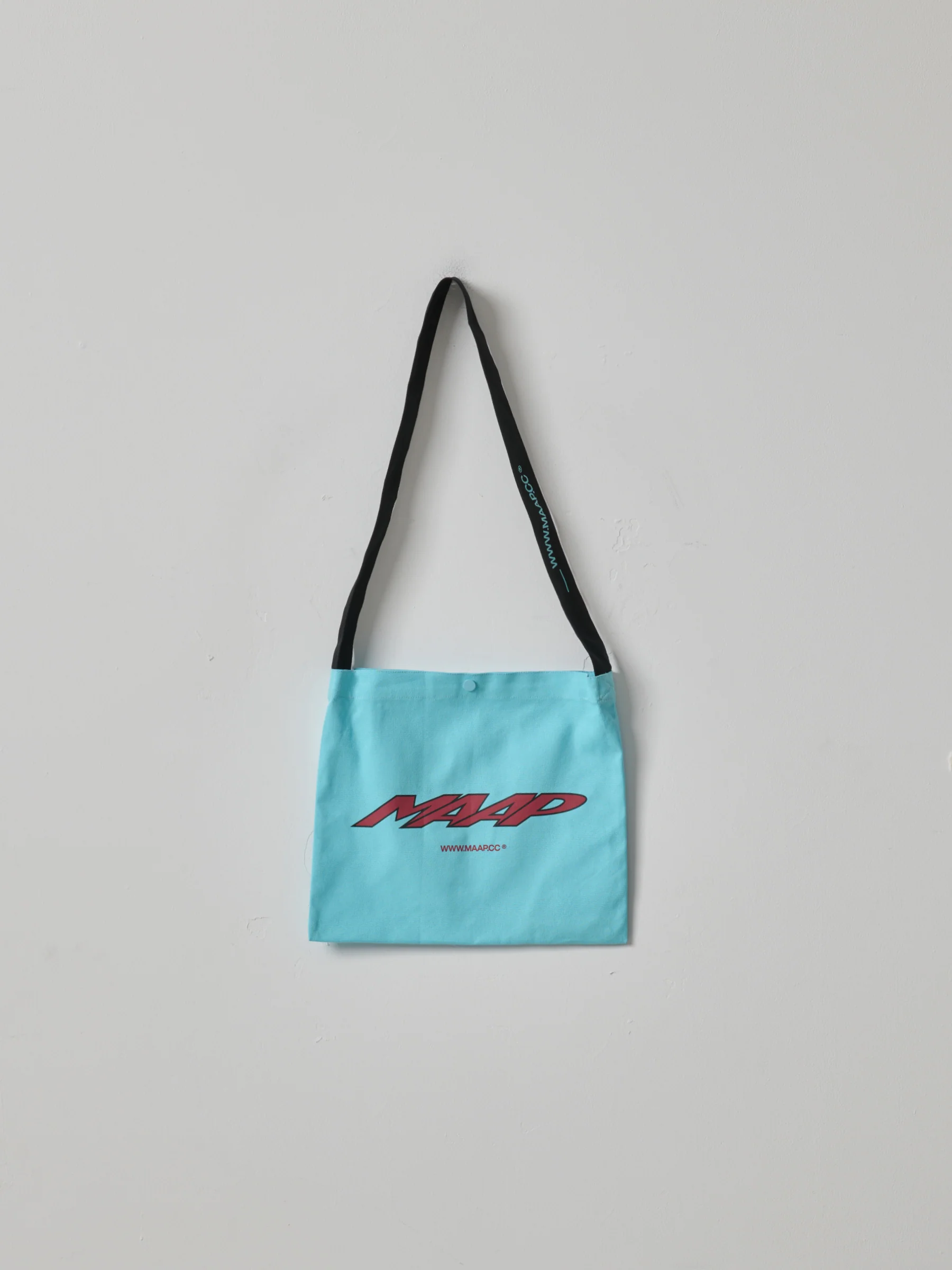 MAAP Pulse Musette Cerulean/Scarlet - Image 3