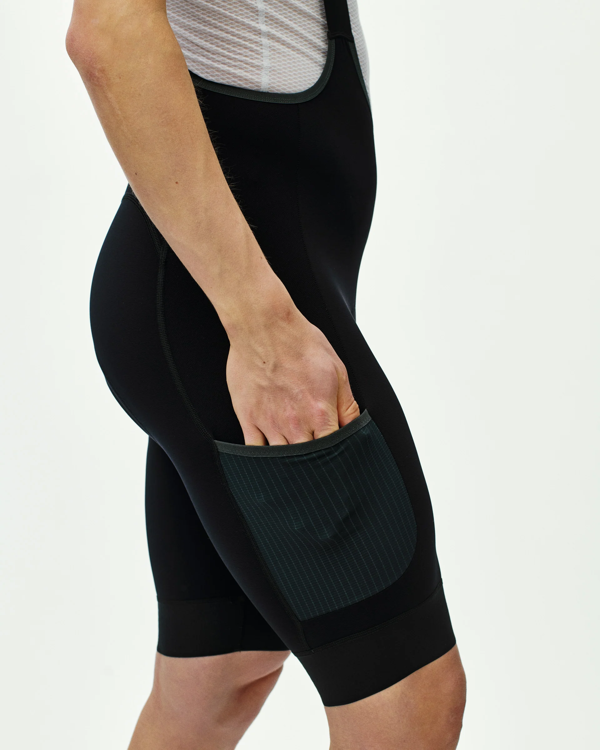 PNS Escapism Men's Cargo Bib Shorts Black - Image 5