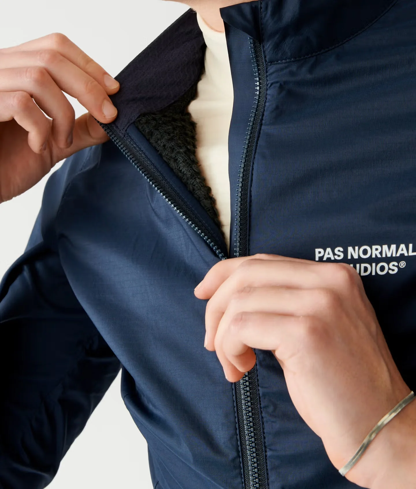 PNS Essential Women's Insulated Jacket Navy - Image 3
