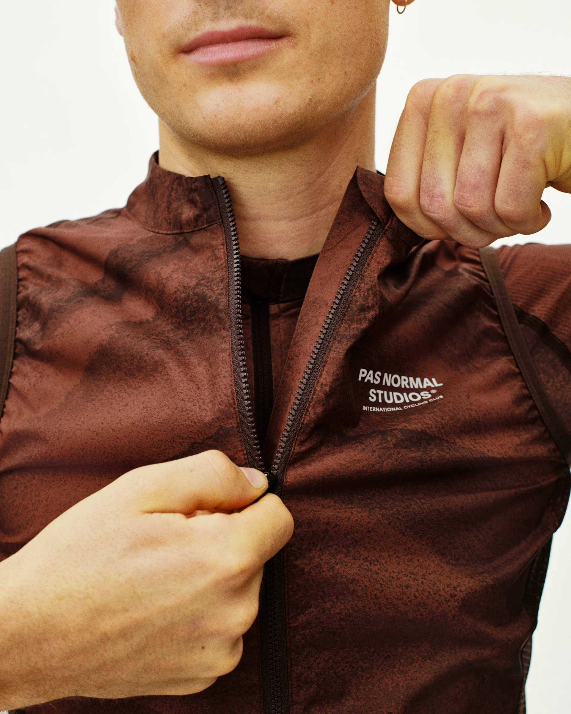 PNS Mechanism Men's Stow Away Gilet AOP Light Brown - Image 4