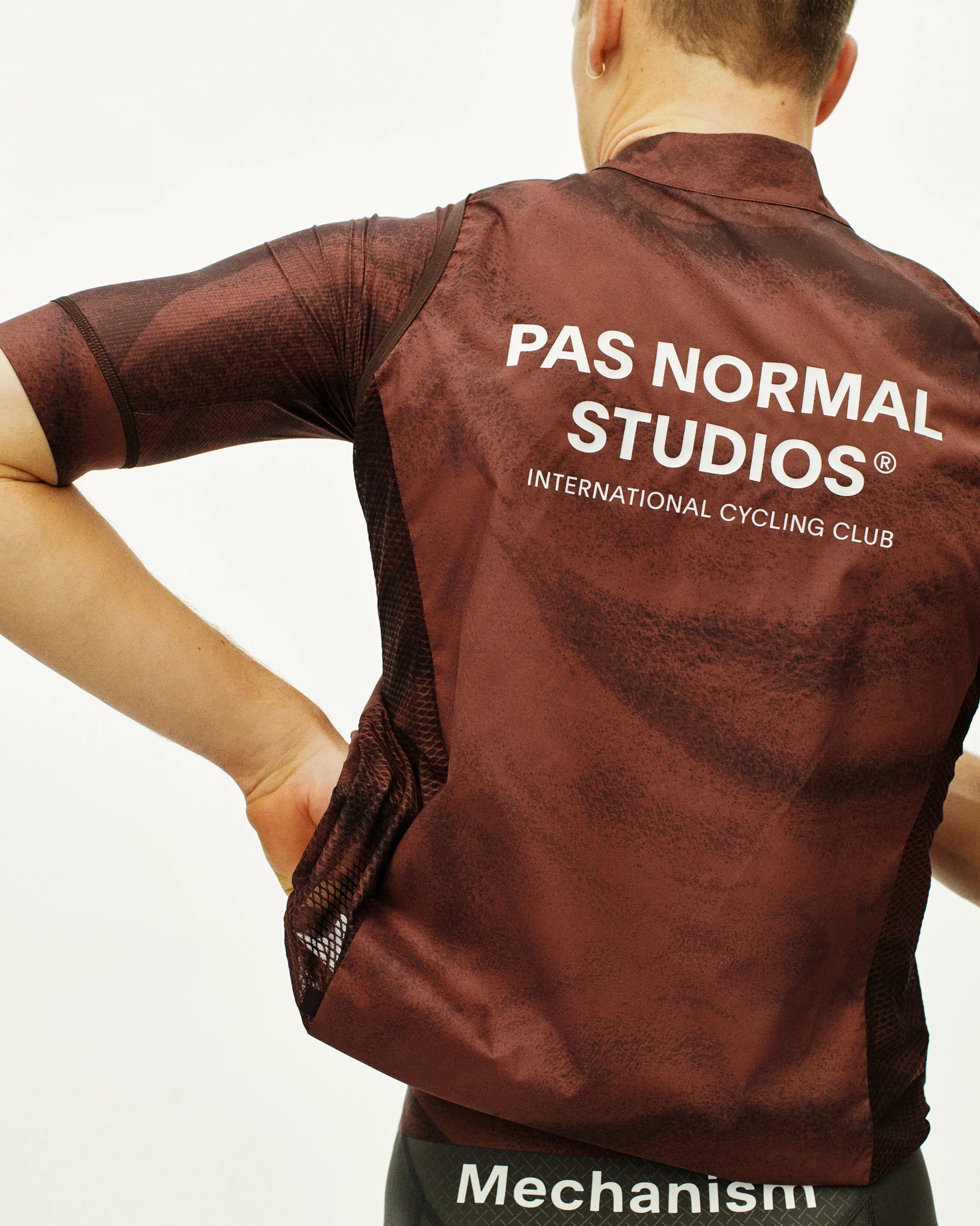 PNS Mechanism Men's Stow Away Gilet AOP Light Brown - Image 7