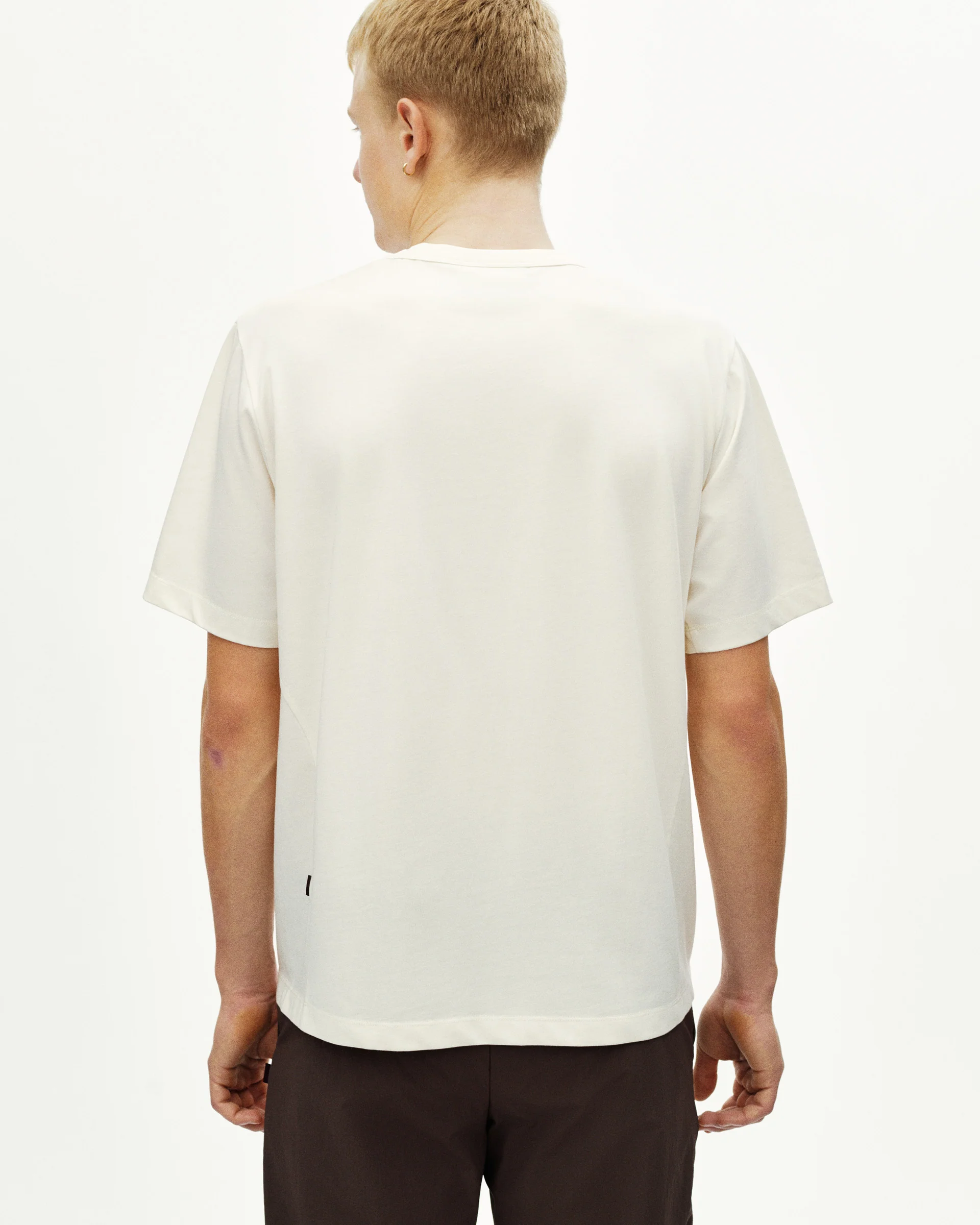 PNS Off-Race Cotton Tech Graphic T-Shirt Off-White - Image 4