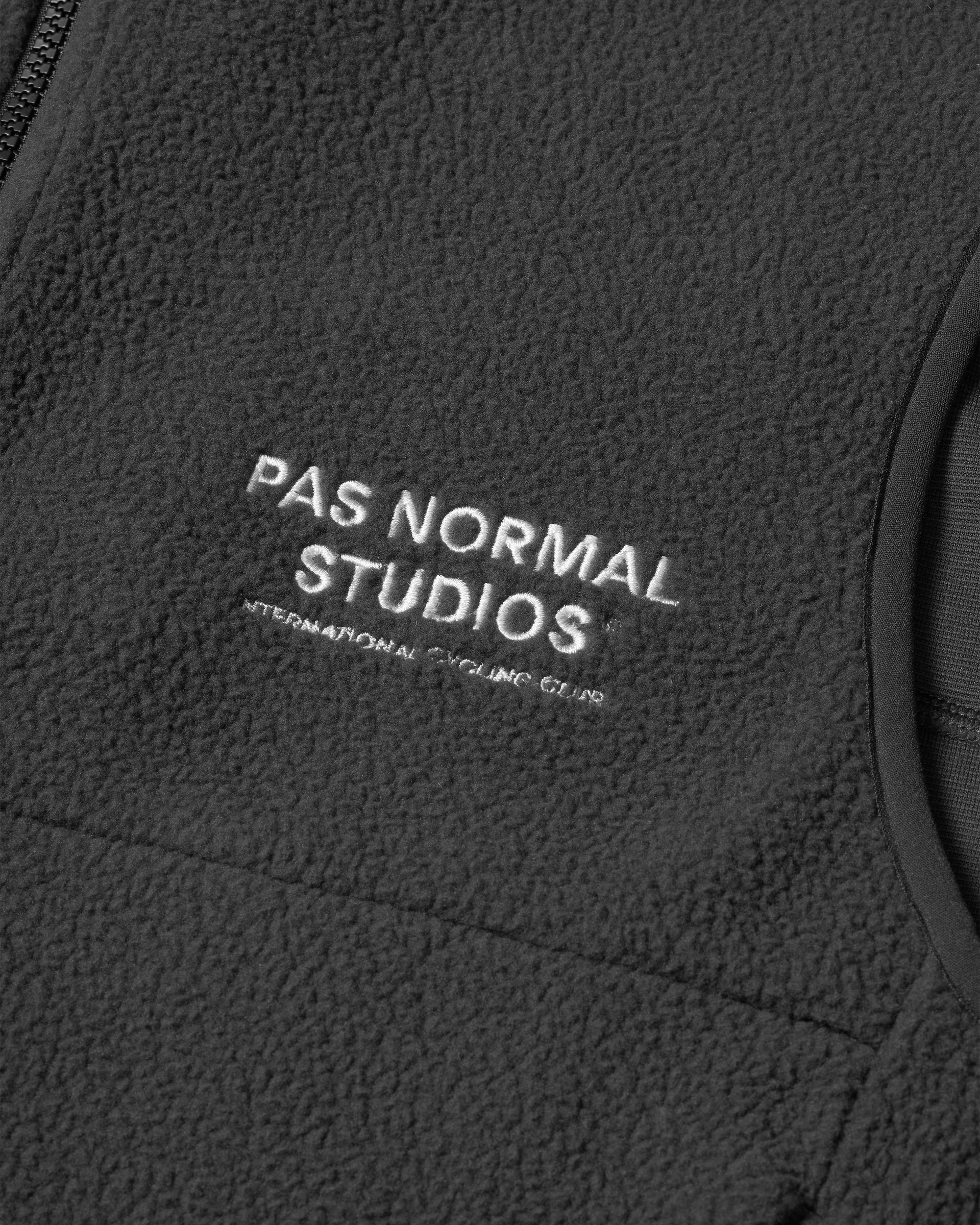 PNS Off-Race Fleece Vest Deep Grey - Image 3