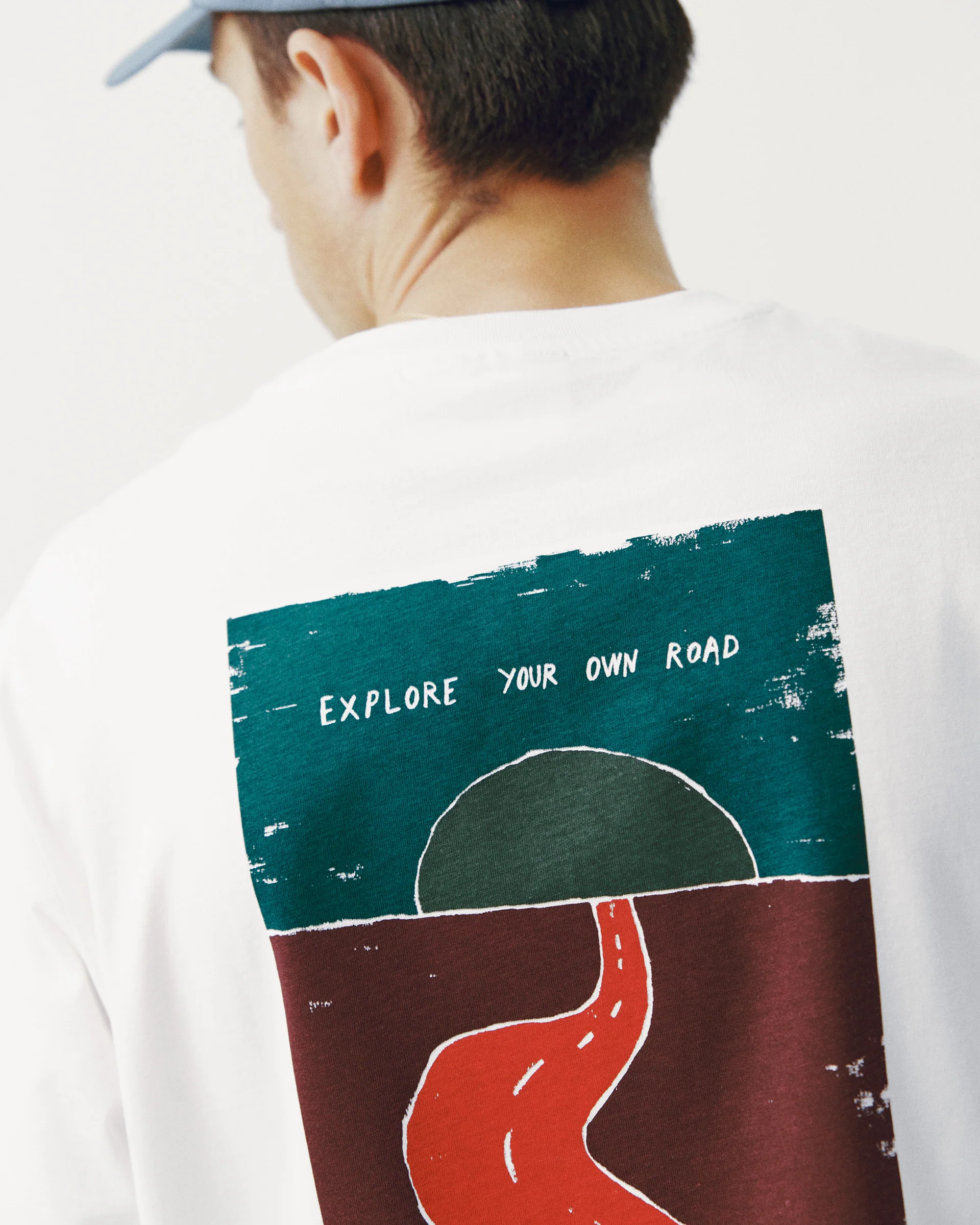 PNS Off-Race Graphic T-Shirt Maroon - Image 2