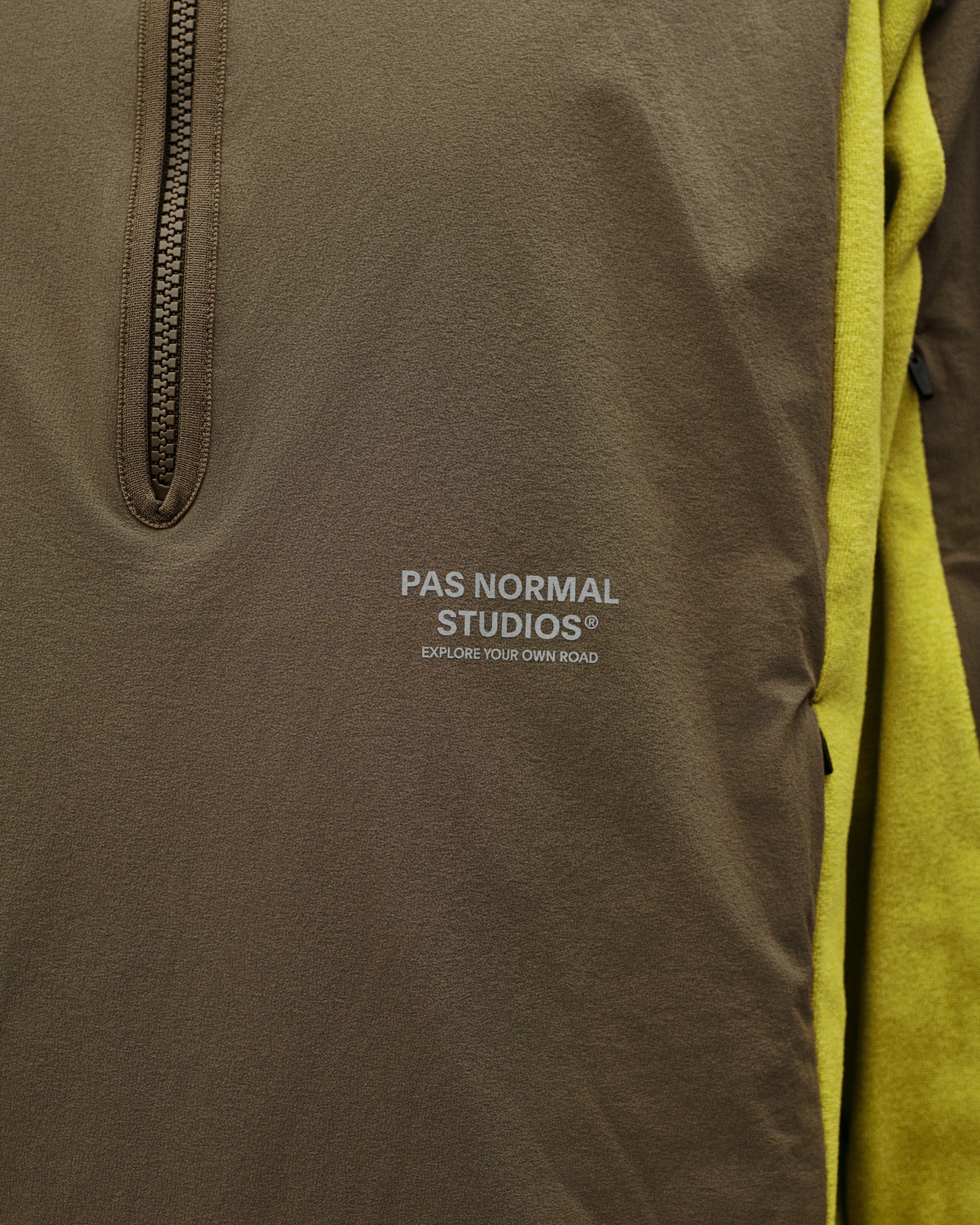 PNS Off-Race Light Fleece Half-Zip Moss Green - Image 5