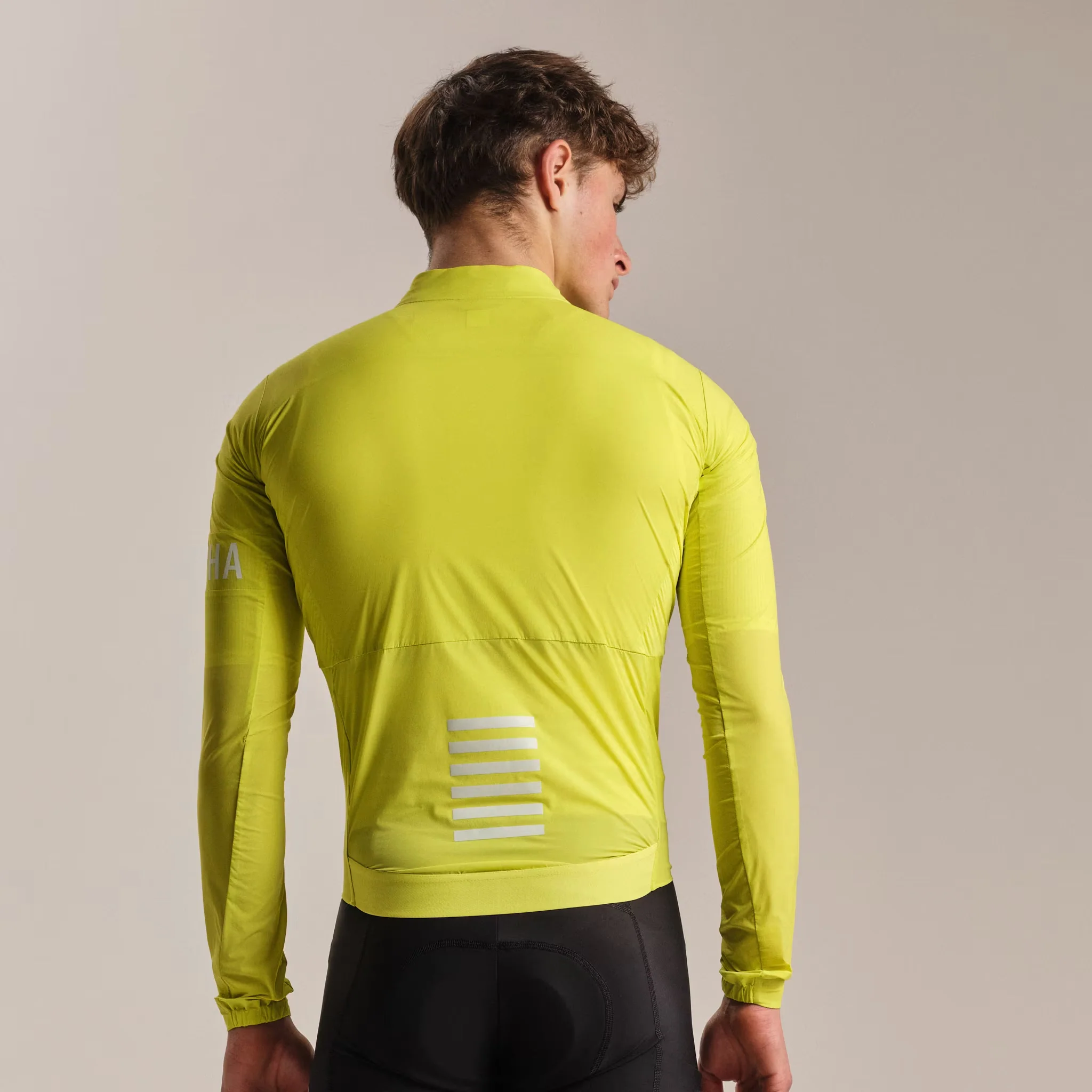 Rapha Men's Pro Team Lightweight Wind Jacket Chartreuse/White - Image 4