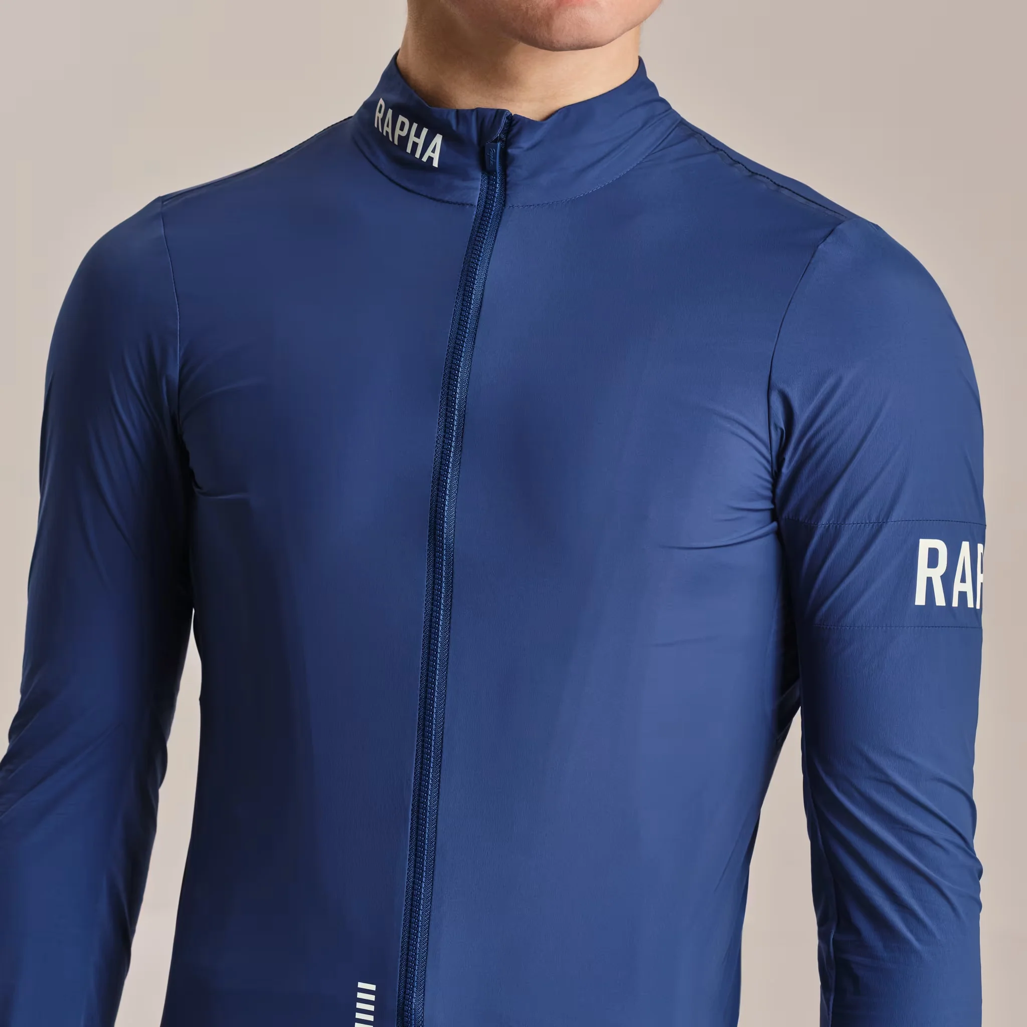 Rapha Men's Pro Team Lightweight Wind Jacket Fossil Blue/White - Image 5