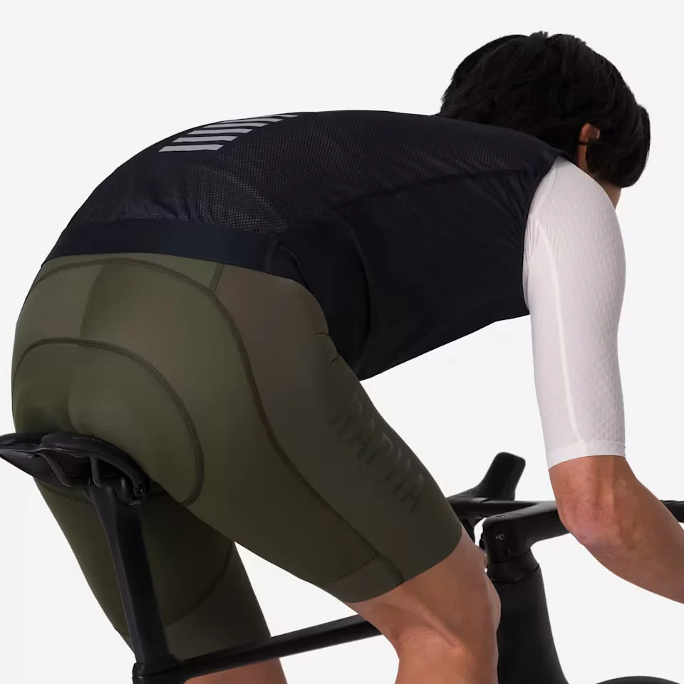 Rapha Pro Team Men's Gilet II Black/Silver - Image 3