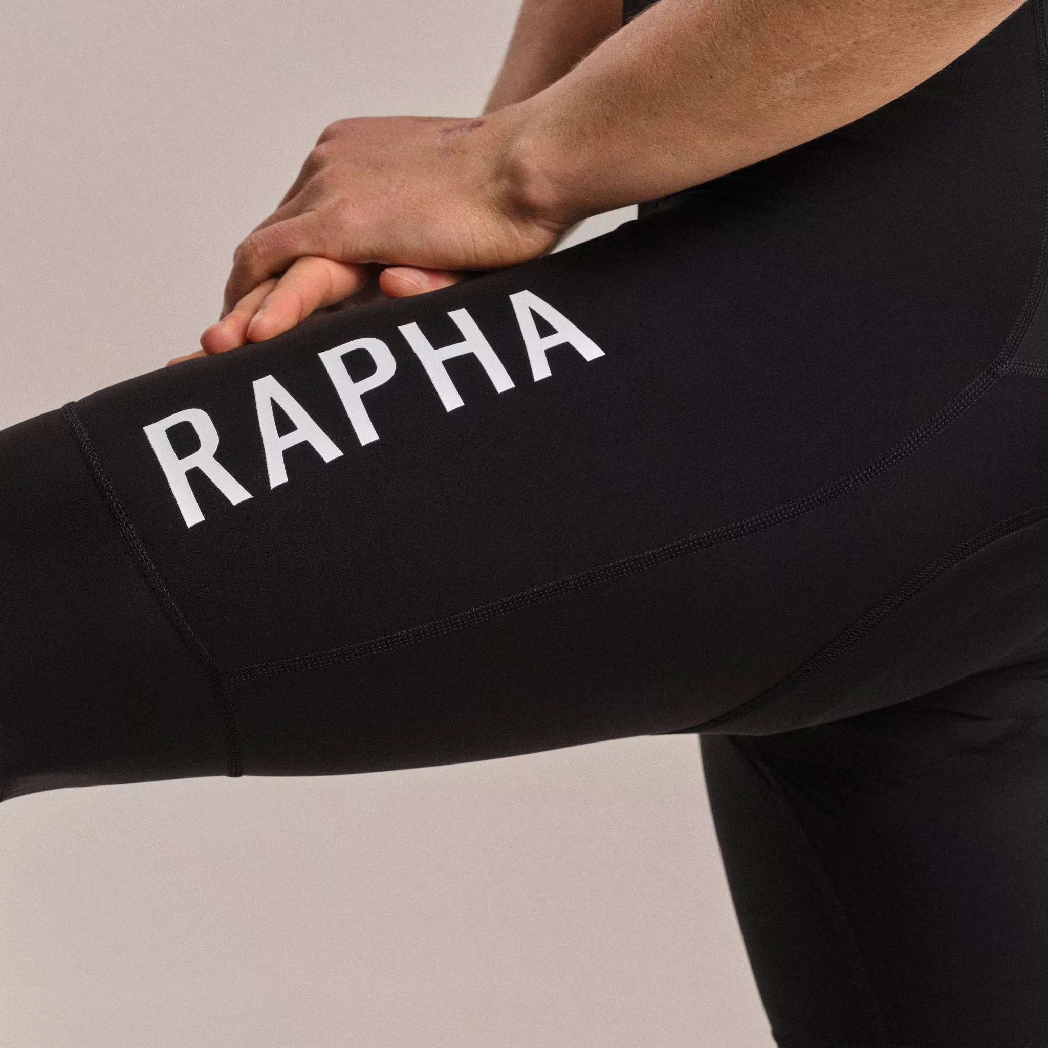 Rapha Pro Team Men's Training Bib Shorts II Regular Black/White - Image 5